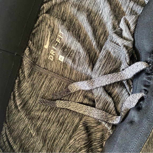 Nike Dri-Fit Joggers - Picture 2 of 4